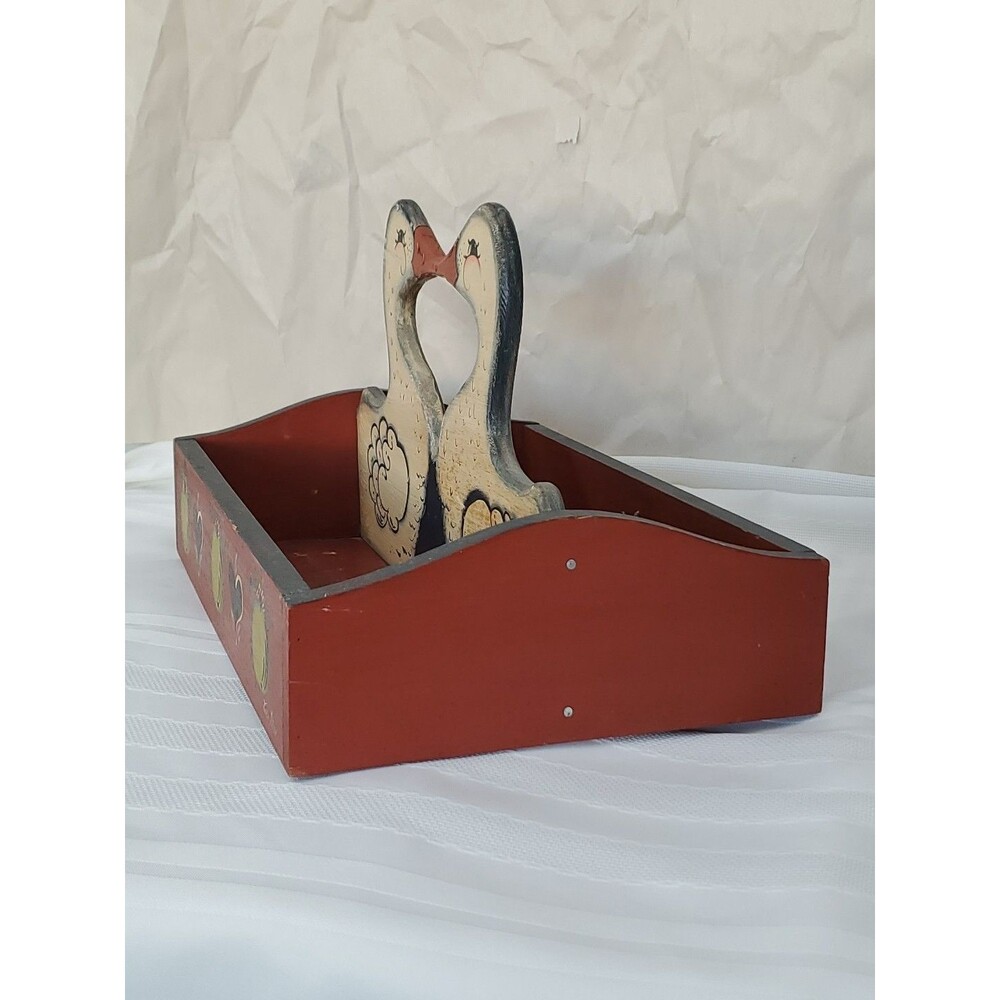 Vntg. Wood Basket Kissing Ducks/Divided/Hand Painted/Hearts/Fruit/GrandmaCore/80 - Picture 4 of 16